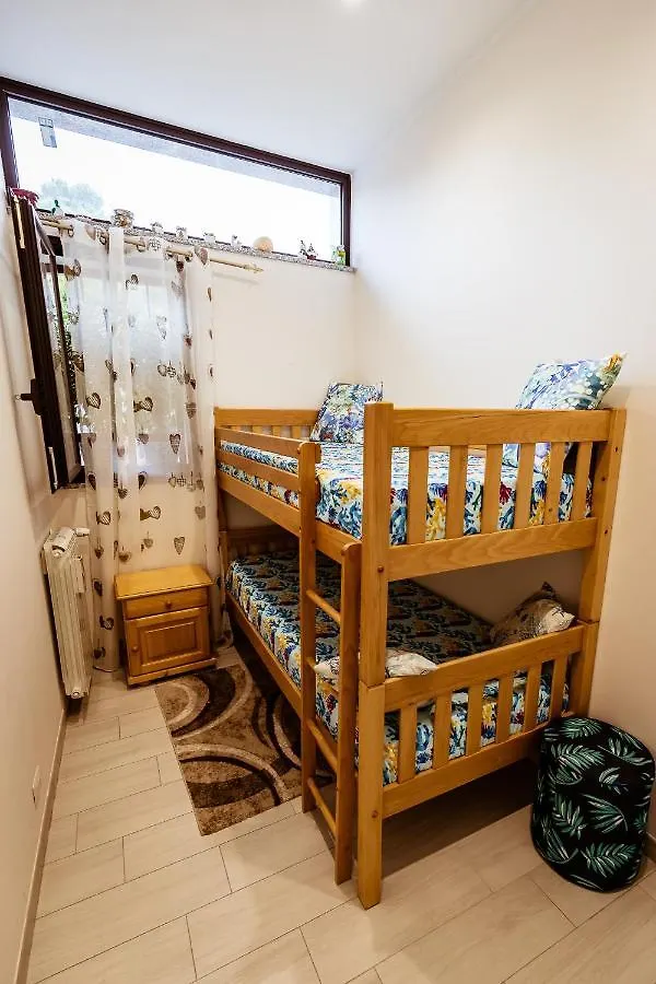 Tatil Evi Leonard Casa Vacanza Riposto İtalya